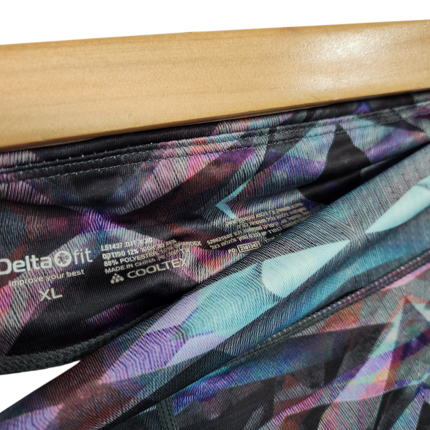 DELTA | טייץ עם הדפס גיאומטרי | לאישה מידה XL