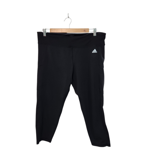 ADIDAS | טייץ 7/8 צבע שחור | לאישה מידה XL