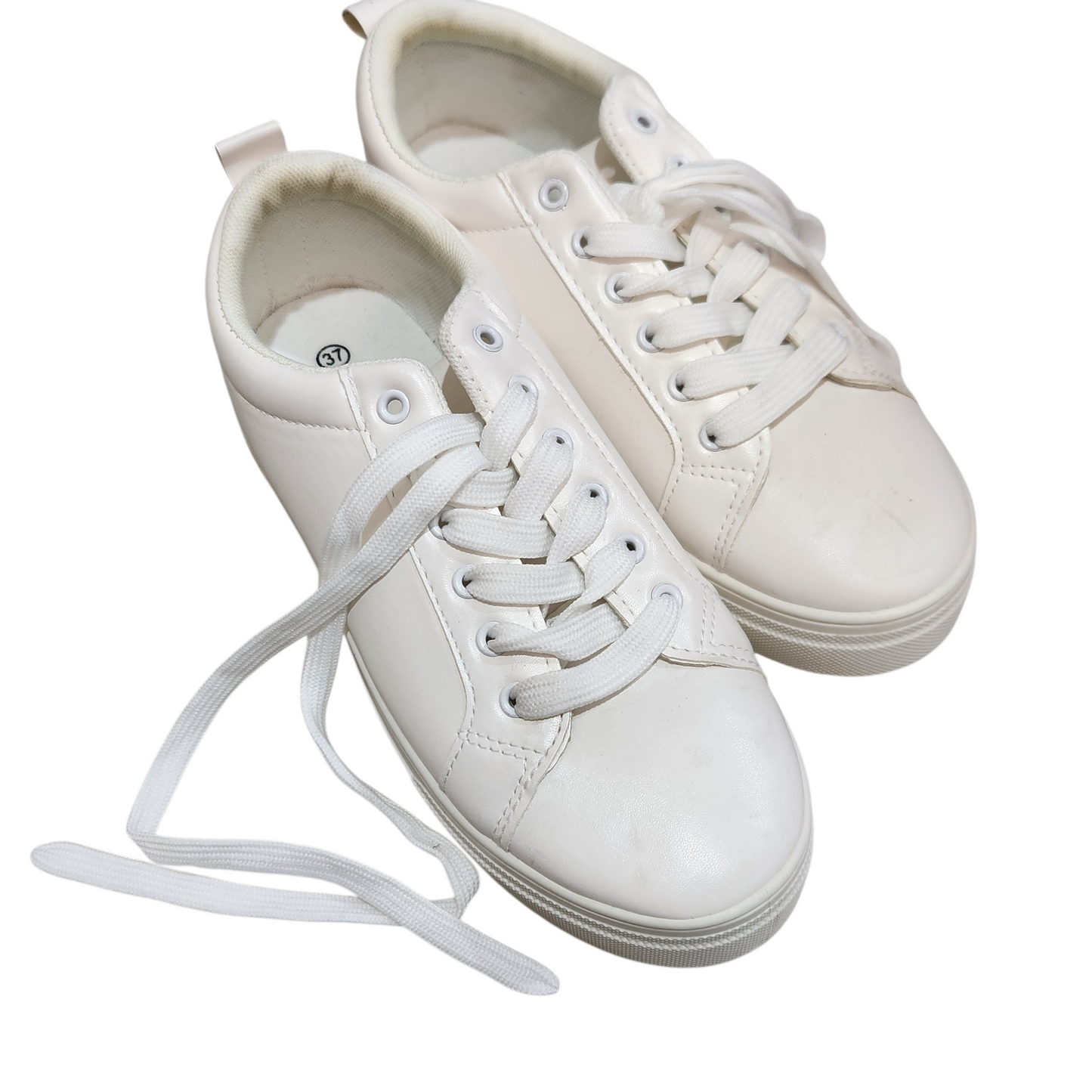 URBNICA | נעלי נשים צבע לבן | מידה 37