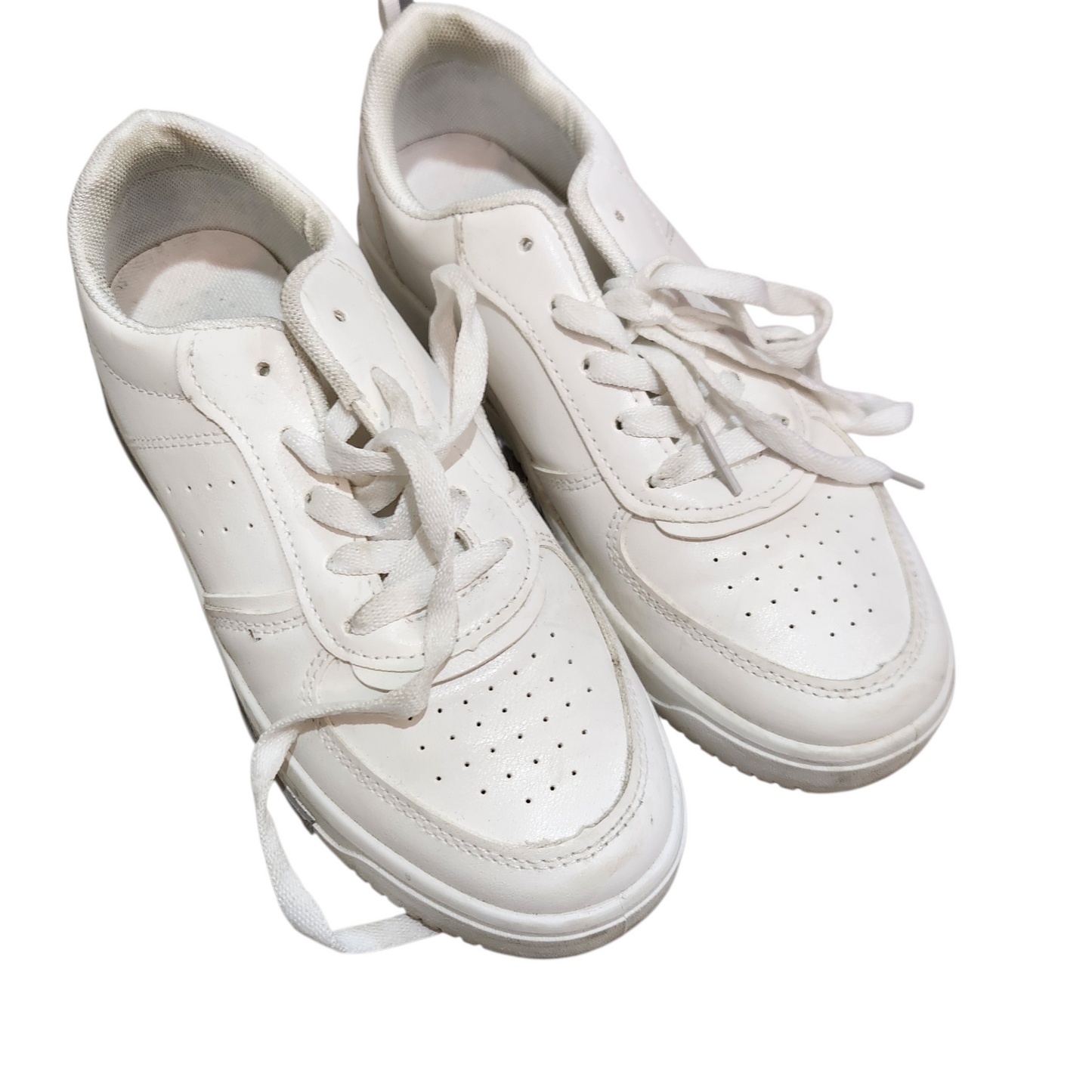 URBNICA | נעלי נשים צבע לבן | מידה 37