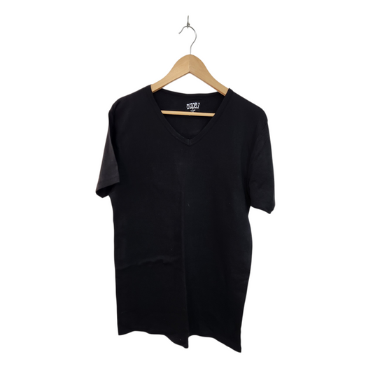 גטקעס | חולצה קצרה צבע שחור | לאישה מידה L/XL