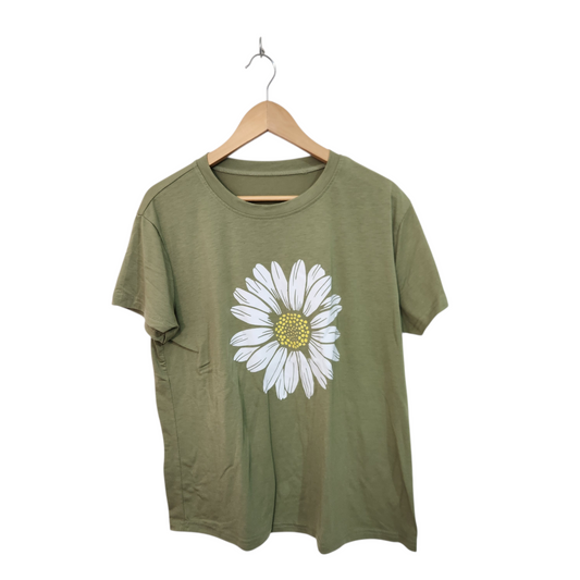 חולצה קצרה לאישה מידה XL