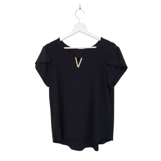 חולצה קצרה צבע שחור | לאישה מידה XL