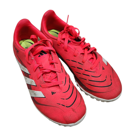 ADIDAS | נעלי כדורגל | מידה 38.5