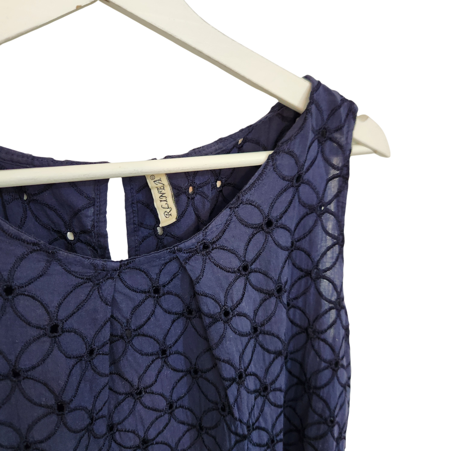 RLINE A | גופייה צבע כחול | לאישה מידה M/L