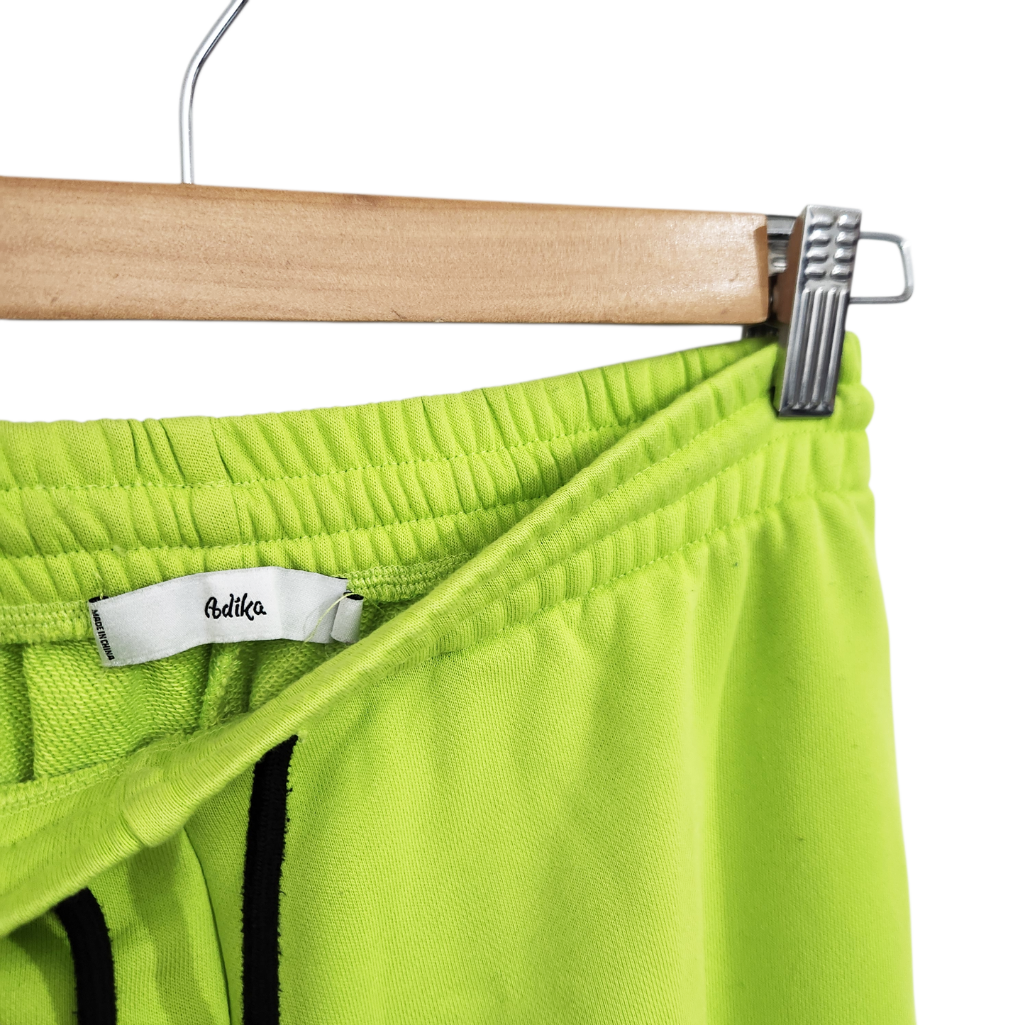 ADIKA | טרנינג ירוק נאון | לאישה מידה S
