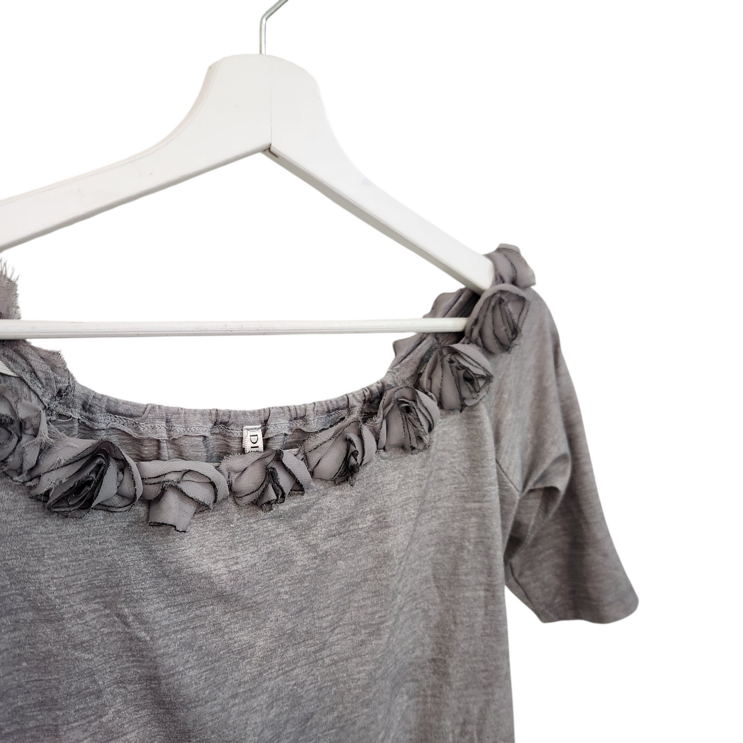 DISCREET | חולצה קצרה | לאישה מידה 1