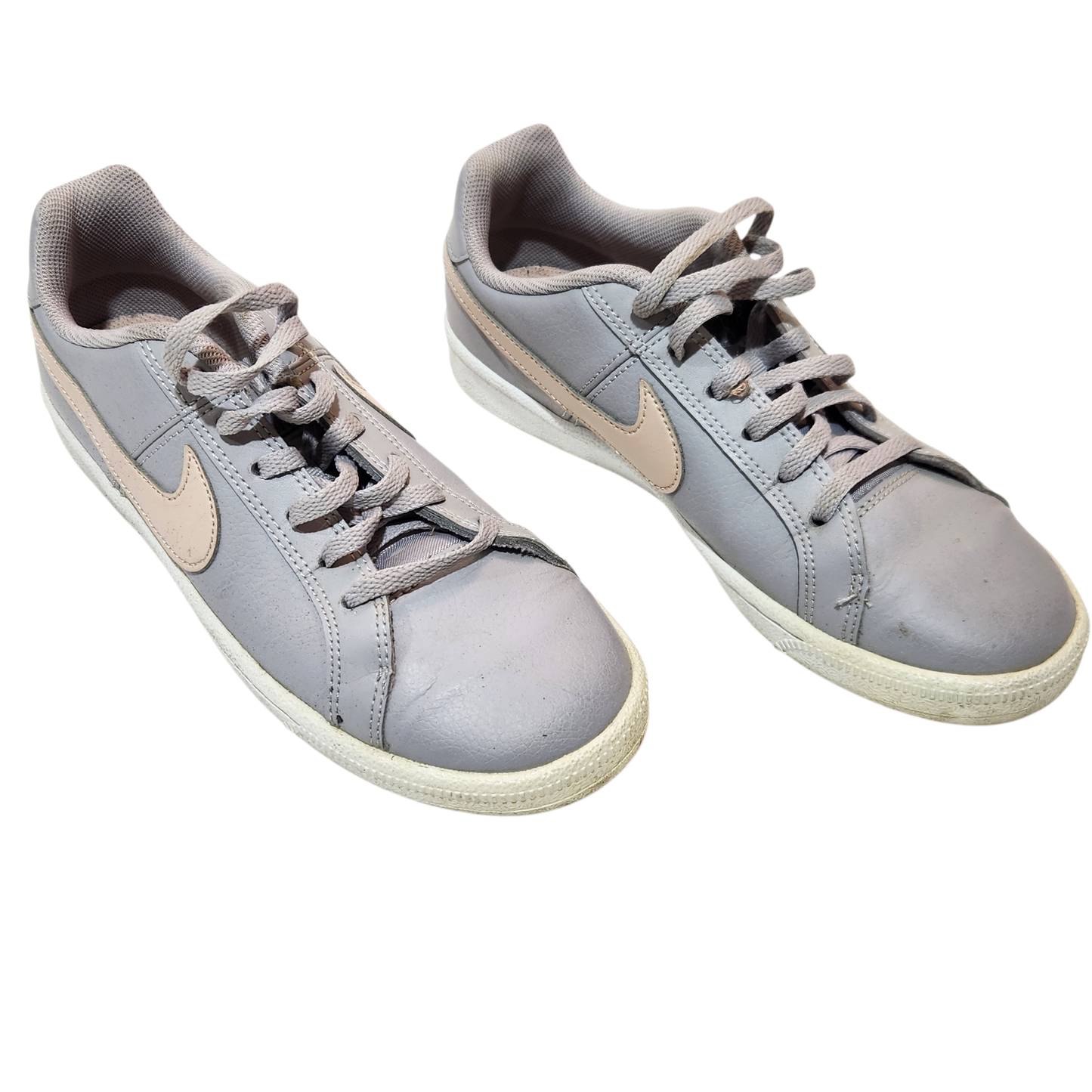 NIKE | נעליים לאישה מידה 36.5