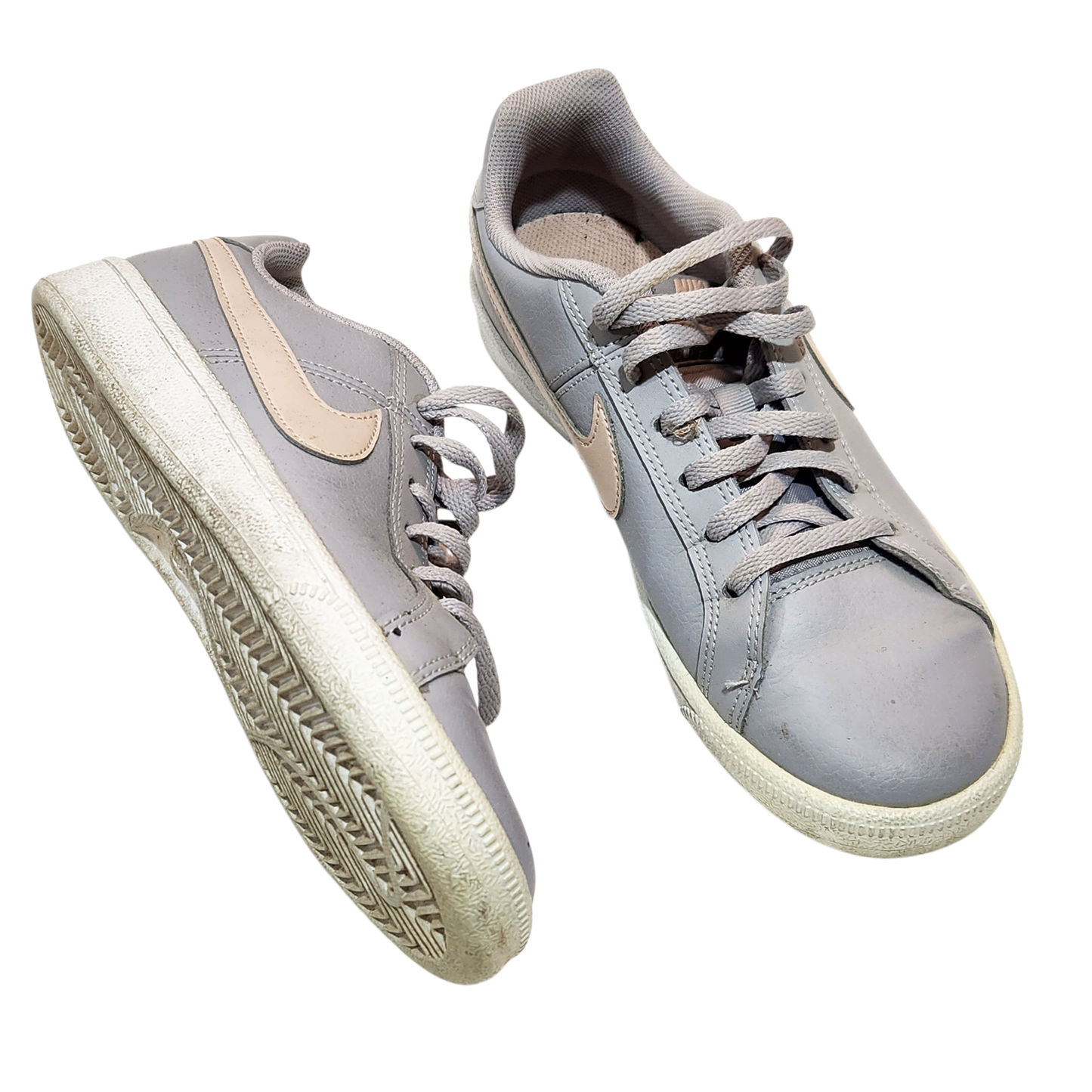 NIKE | נעליים לאישה מידה 36.5