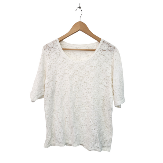 חולצת תחרה צבע לבן | לאישה מידה XL
