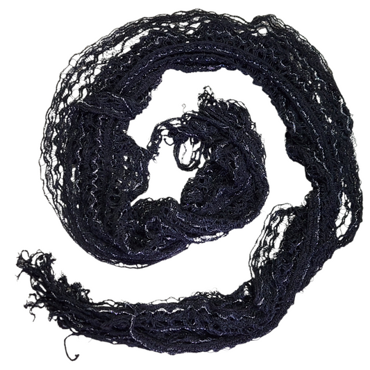 צעיף סרוג שחור כסוף