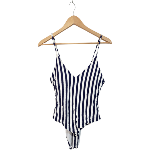 בגד ים שלם לאישה מידה M