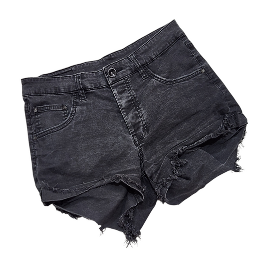 ZVOOV | ג'ינס קצר צבע שחור | לאישה מידה M | 28 אינץ'