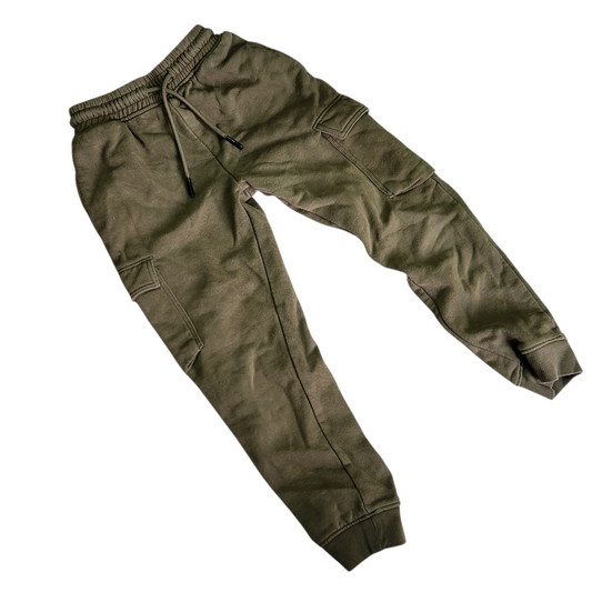 NEXT | טרנינג צבע ירוק זית | לילדים גיל 8