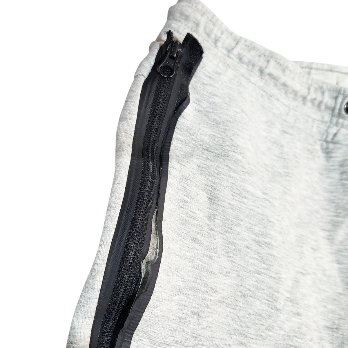 NIKE | מכנסיים קצרים לגבר מידה S | פגם קטן בכיס