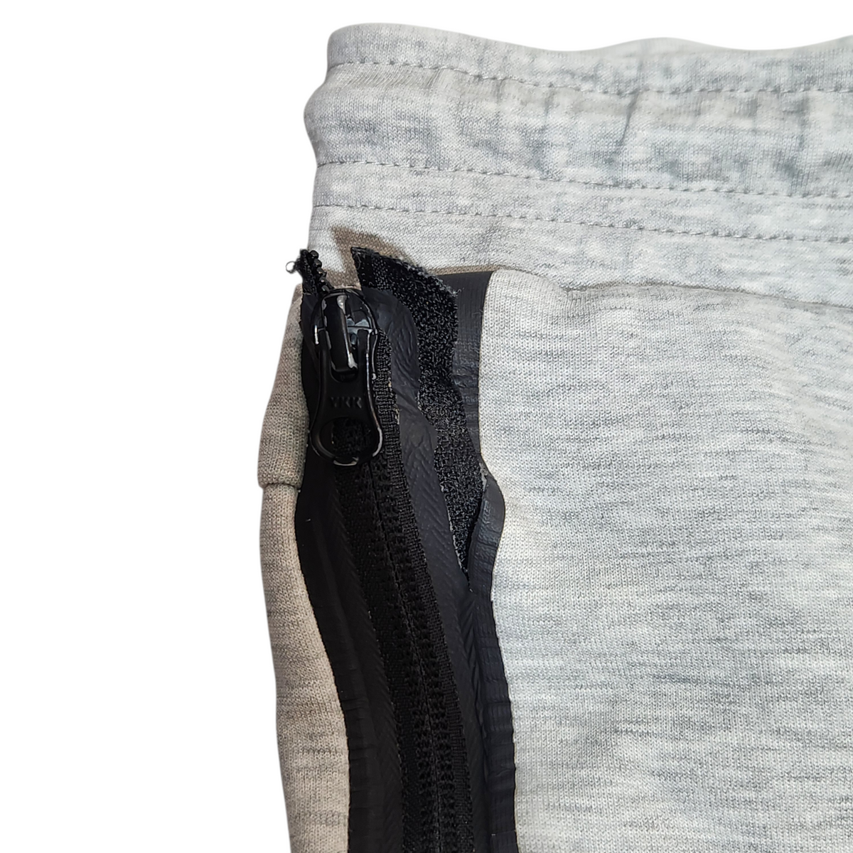 NIKE | מכנסיים קצרים לגבר מידה S | פגם קטן בכיס