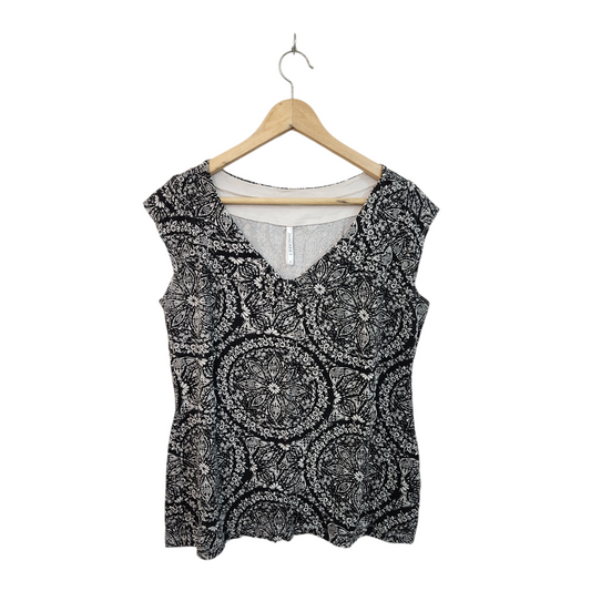 DISCREET | גופייה לאישה מידה 4 XL