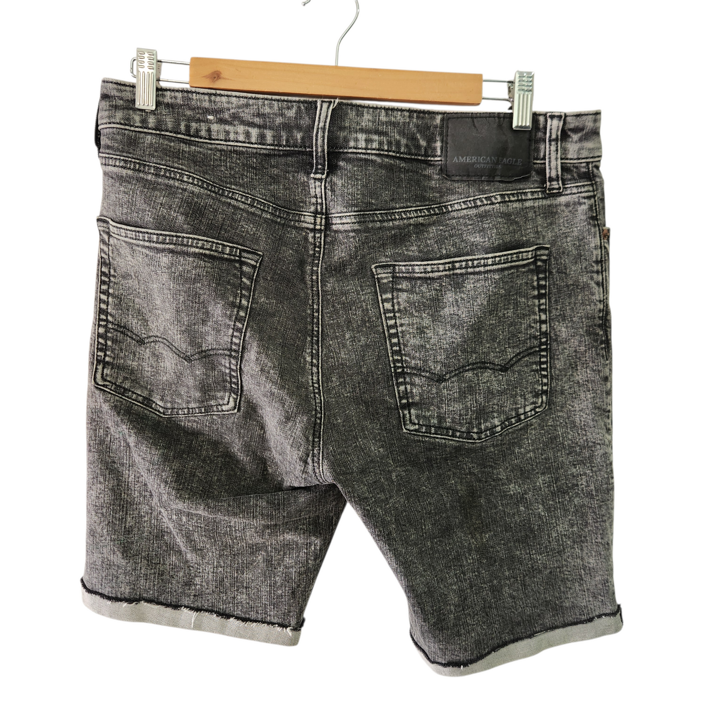 AMERICAN EAGLE | ג'ינס קצר לגבר מידה 33