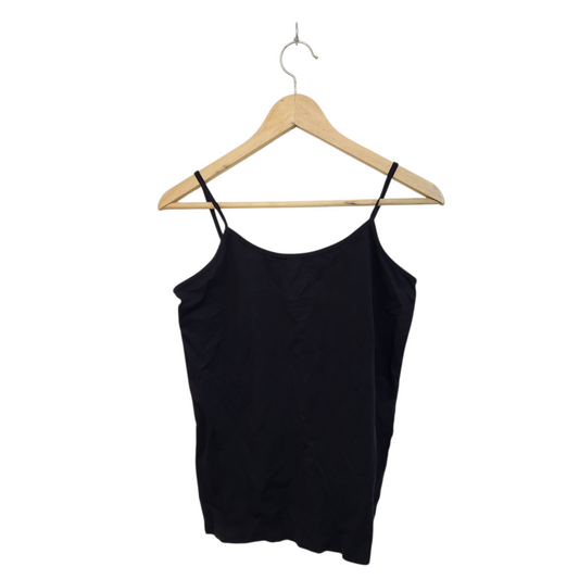 CHIC | גופייה צבע שחור | לאישה מידה XL