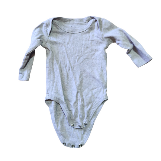 MINENE | בגד גוף צבע אפור לתינוקות גיל 0-3 חודשים