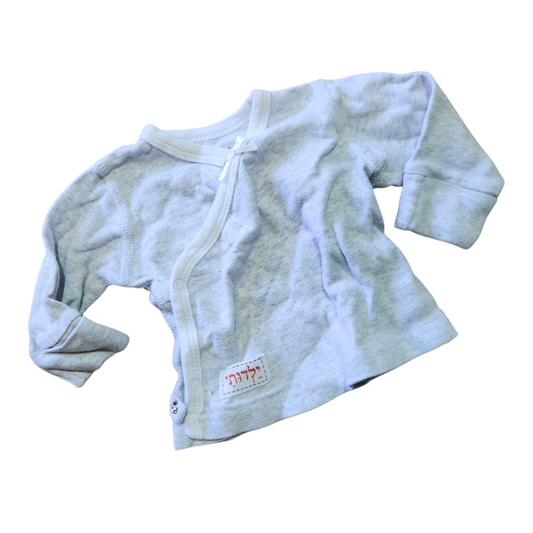 ילדותי | חולצת מעטפת צבע אפור לתינוקות גיל 0-3