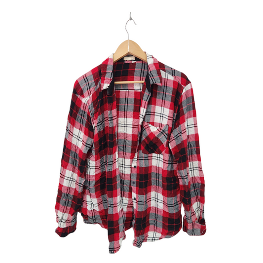 GARAGE | חולצה ארוכה מכופתרת לאישה מידה L