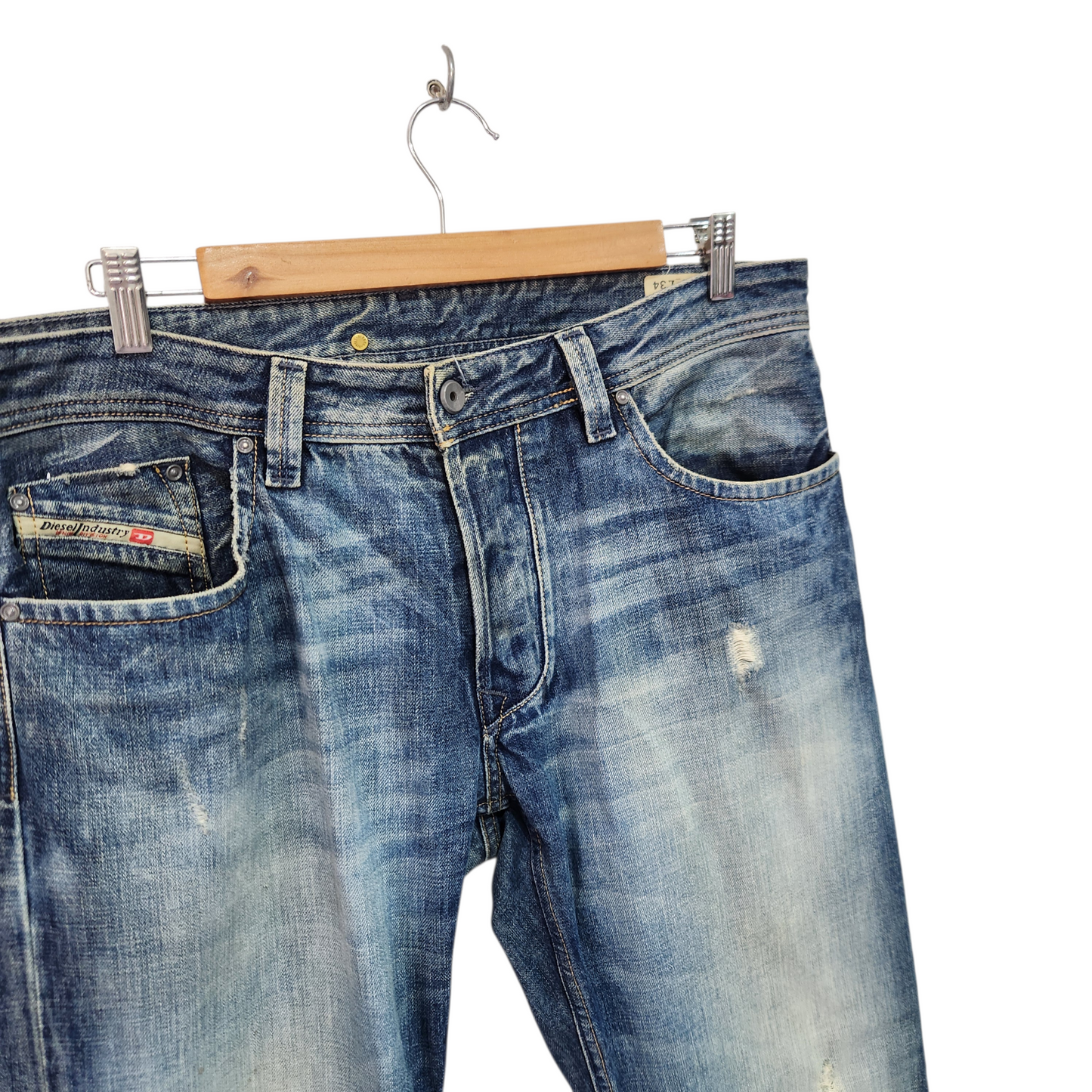 DIESEL | ג'ינס לגבר מידה 36אינץ | מידה אירופאית 46 | W36 L34