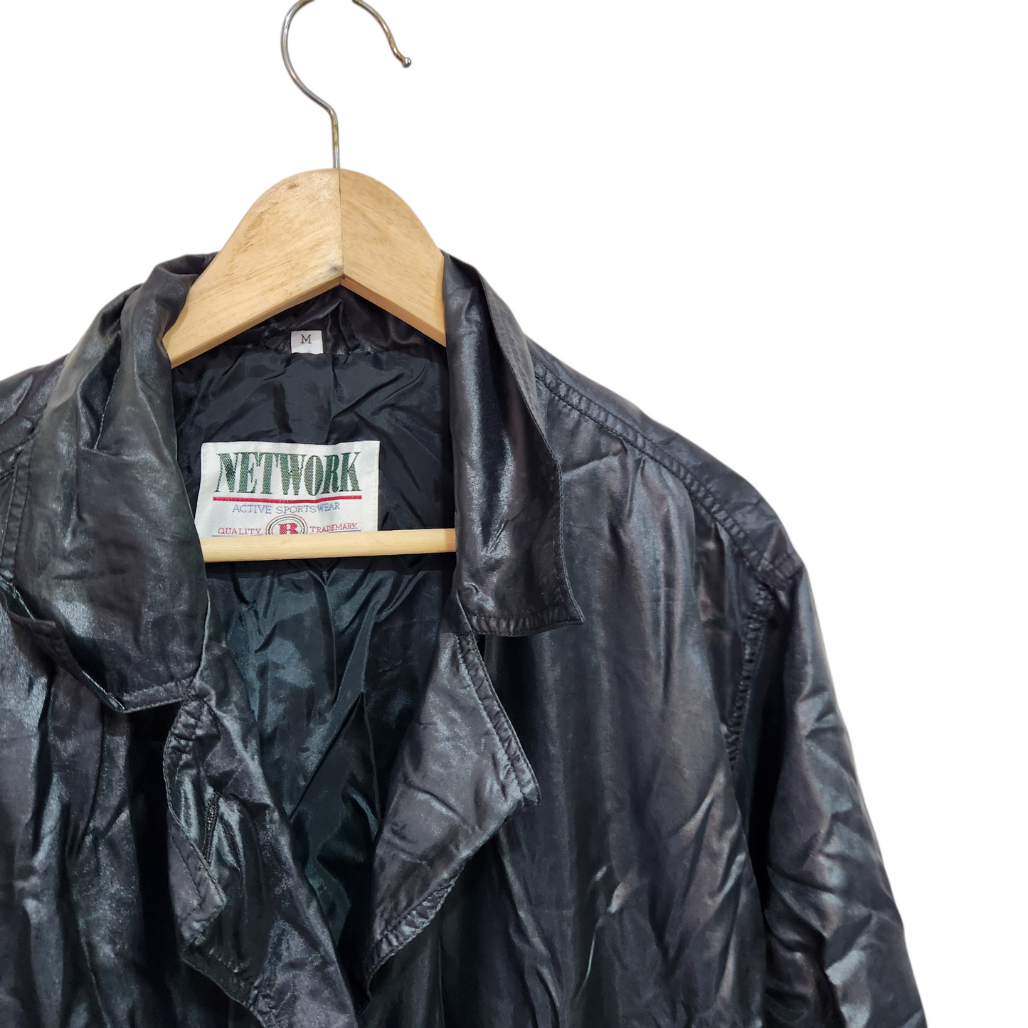 NETWORK | מעיל ניילון דק צבע שחור לאישה מידה M