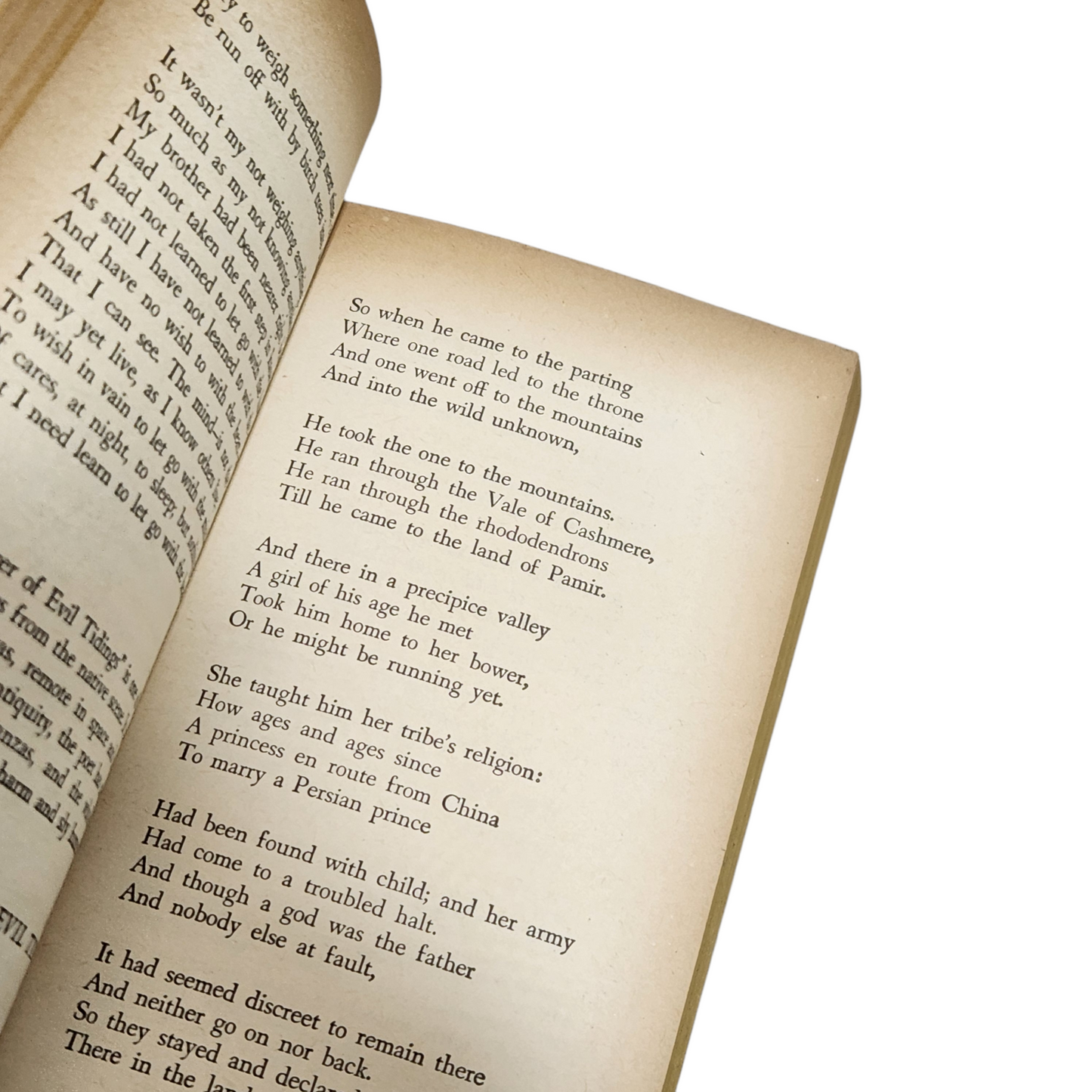 New Enlarged Pocket Anthology of Robert Frost’s Poems - Robert Frost