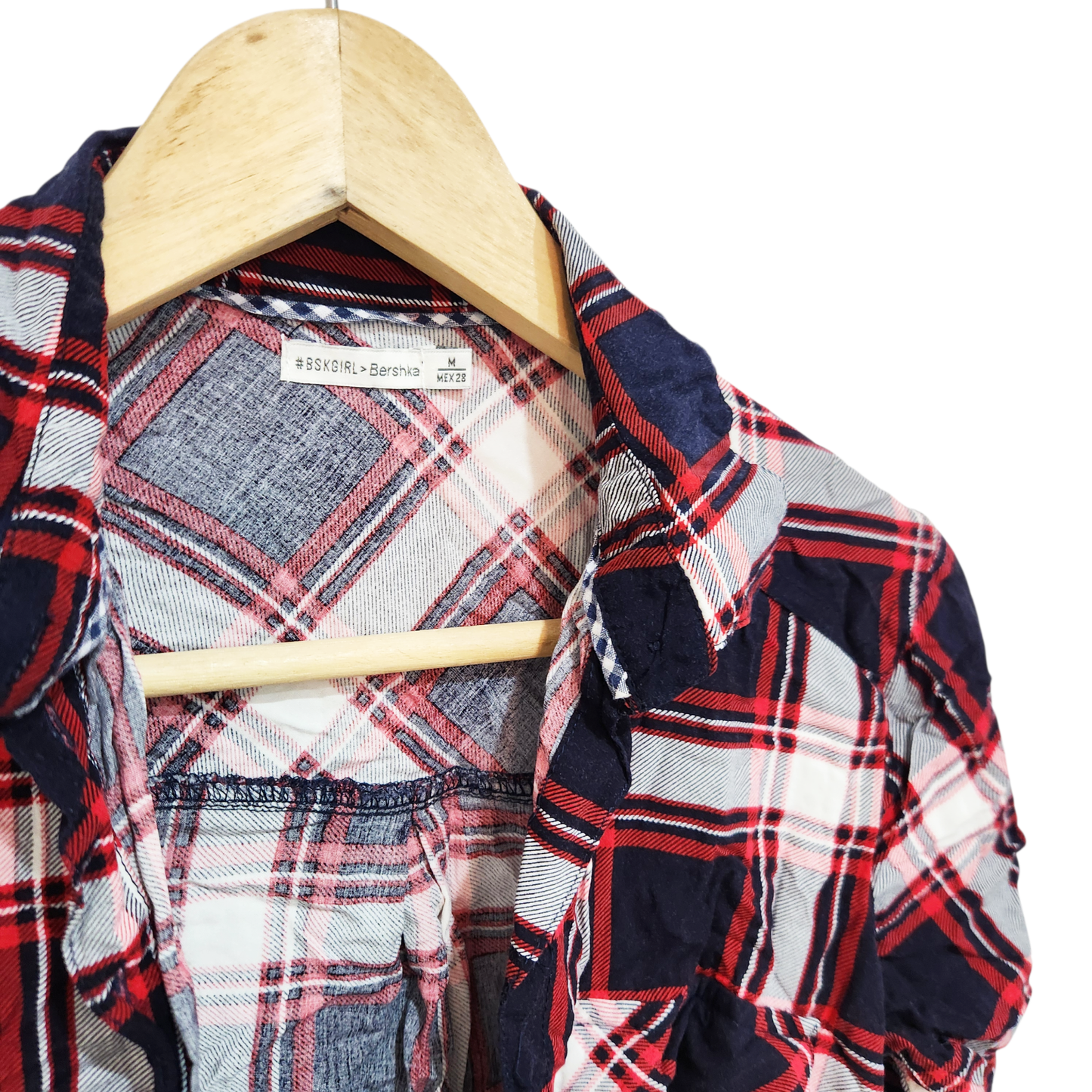 BERSHKA | חולצה מכופתרת לאישה מידה M