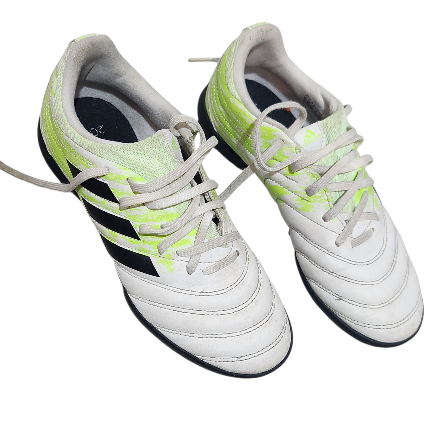 ADIDAS | נעליים מידה 37.5