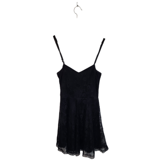 RENUAR | שמלת תחרה צבע שחור | לאישה מידה 0