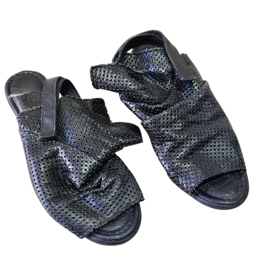 כפפרגל | נעליים לאישה מידה 36