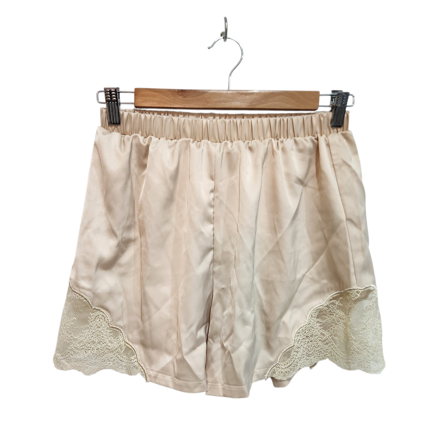 AIIRZ | מכנסיי סטן קצרים לאישה מידה M