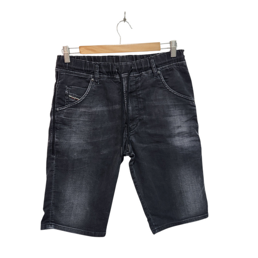 DIESEL | ג'ינס קצר לגבר מידה 28