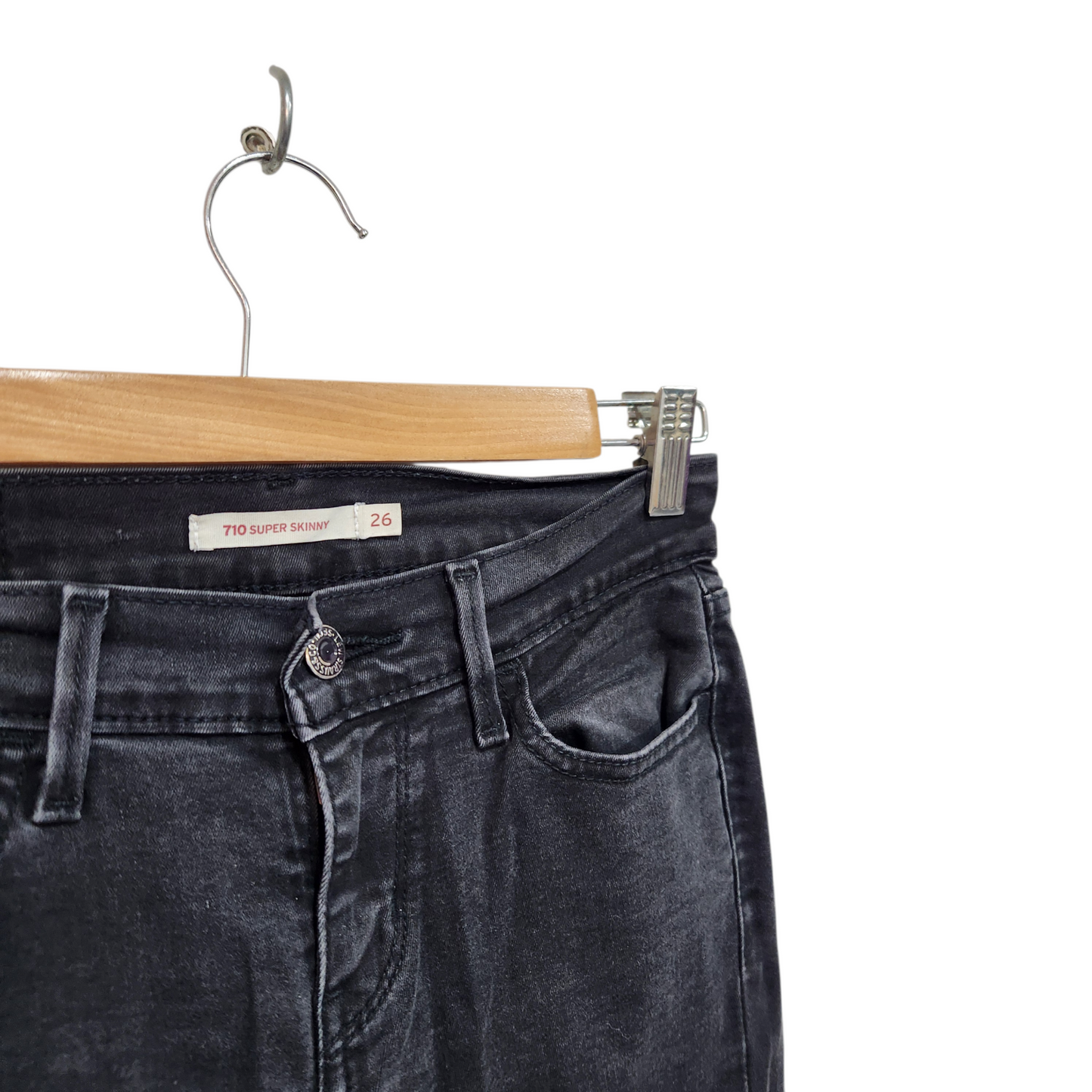 LEVI'S | ג'ינס סופר סקיני צבע שחור | לאישה מידה 26 אמריקאית | 36 אירופאית
