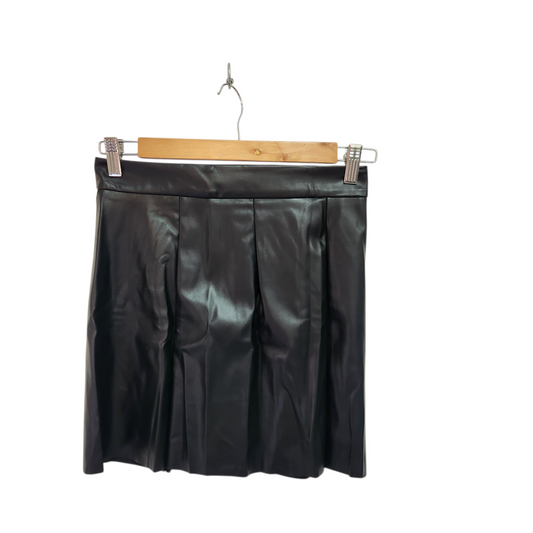 חצאית שחורה בד דמוי עור | לאישה מידה 36 S