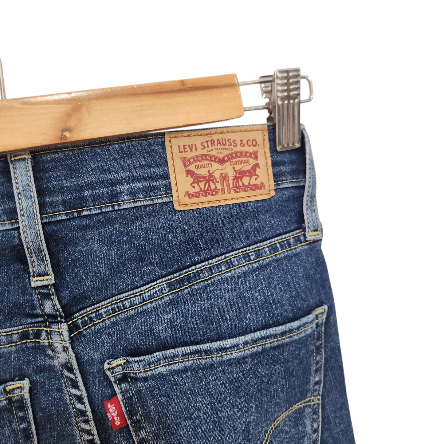 LEVI'S | ג'ינס סקיני לאישה מידה 26 אמריקאית | 36 אירופאית