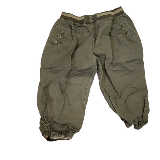 מכנסיים 3/4 לאישה מידה M/L | גומי נמתח במותן