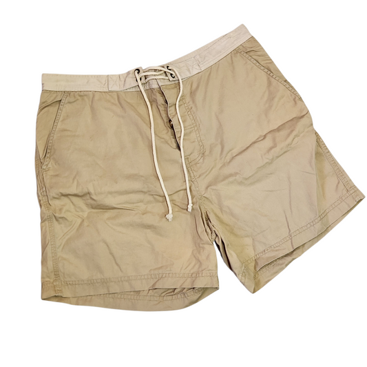 CASTRO | מכנסיים קצרים לאישה מידה 40 L