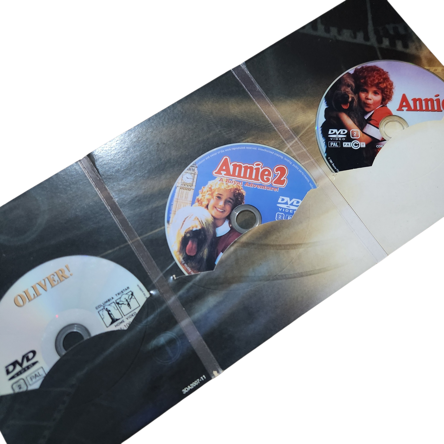מארז ילדים DVD – Oliver! + Annie + Annie 2 (3 סרטים)