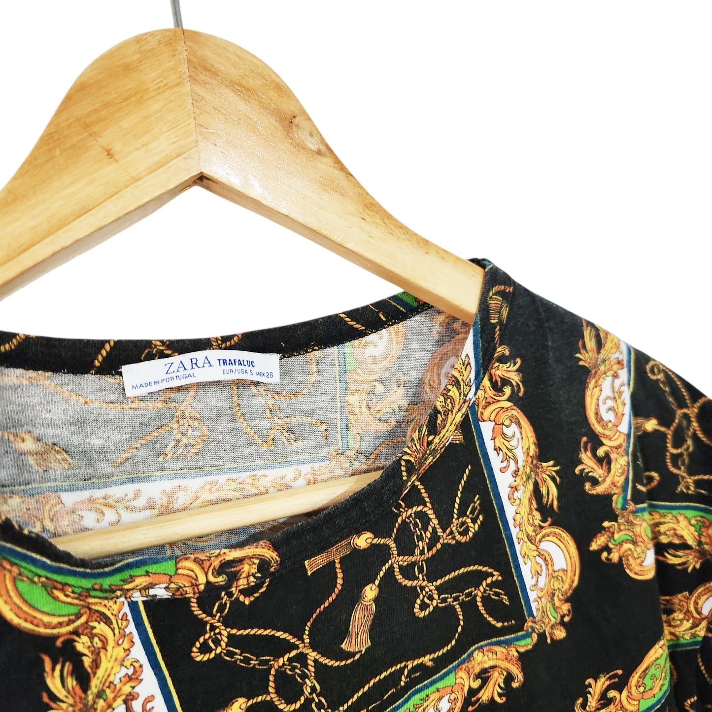 ZARA TRAFALUC | חולצת טי לנשים מידה S | הדפס בסגנון ברוקי