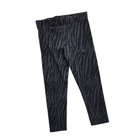 DELTA | טייץ שחור לבנות גיל 4 | הדפס זברה עדין