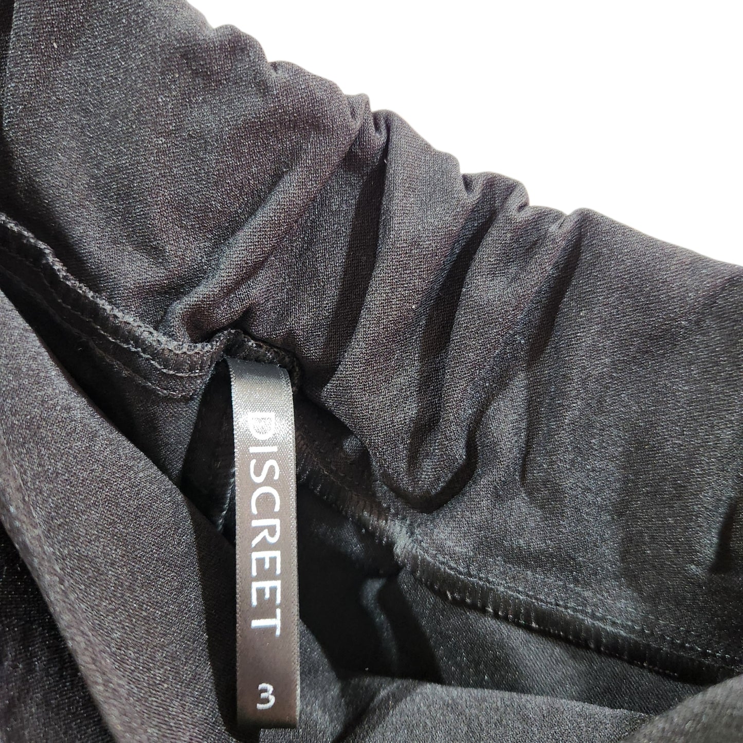 DISCREET | חצאית שחורה לנשים מידה 3 | מתאימה למידה L
