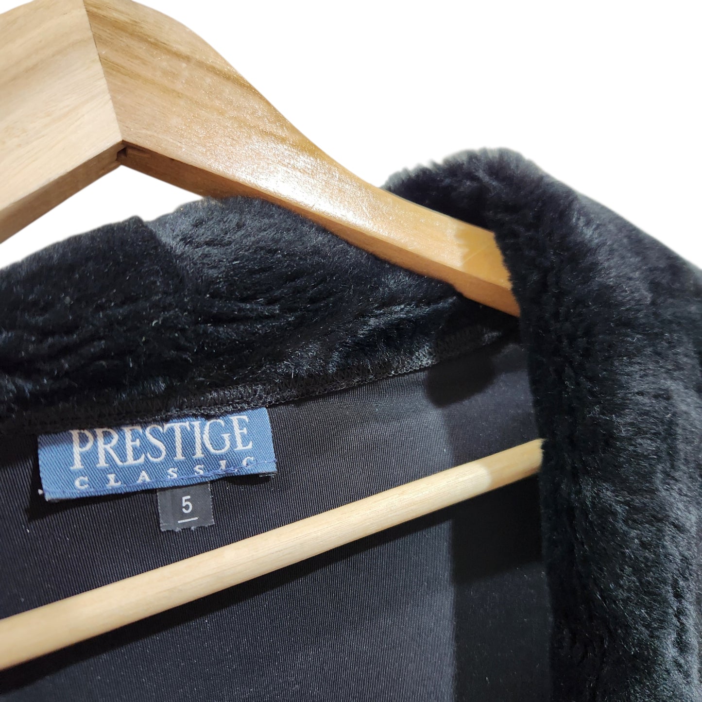 PRESTIGE CLASSIC | ז'קט קטיפה שחור לאישה מידה 5 (XXL)