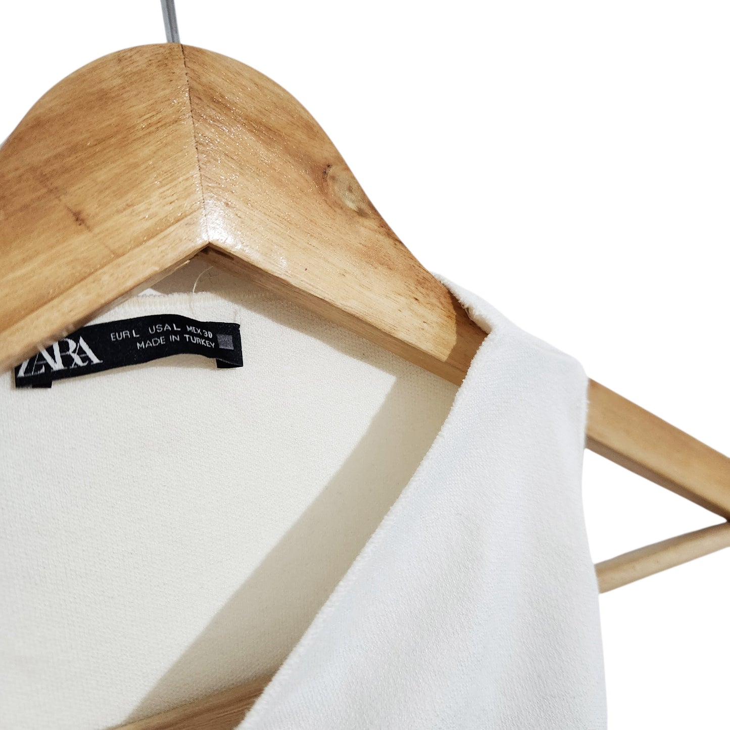 ZARA | שמלת ערב לבנה עם מחשוף פתוח מעוצב לאישה מידה L