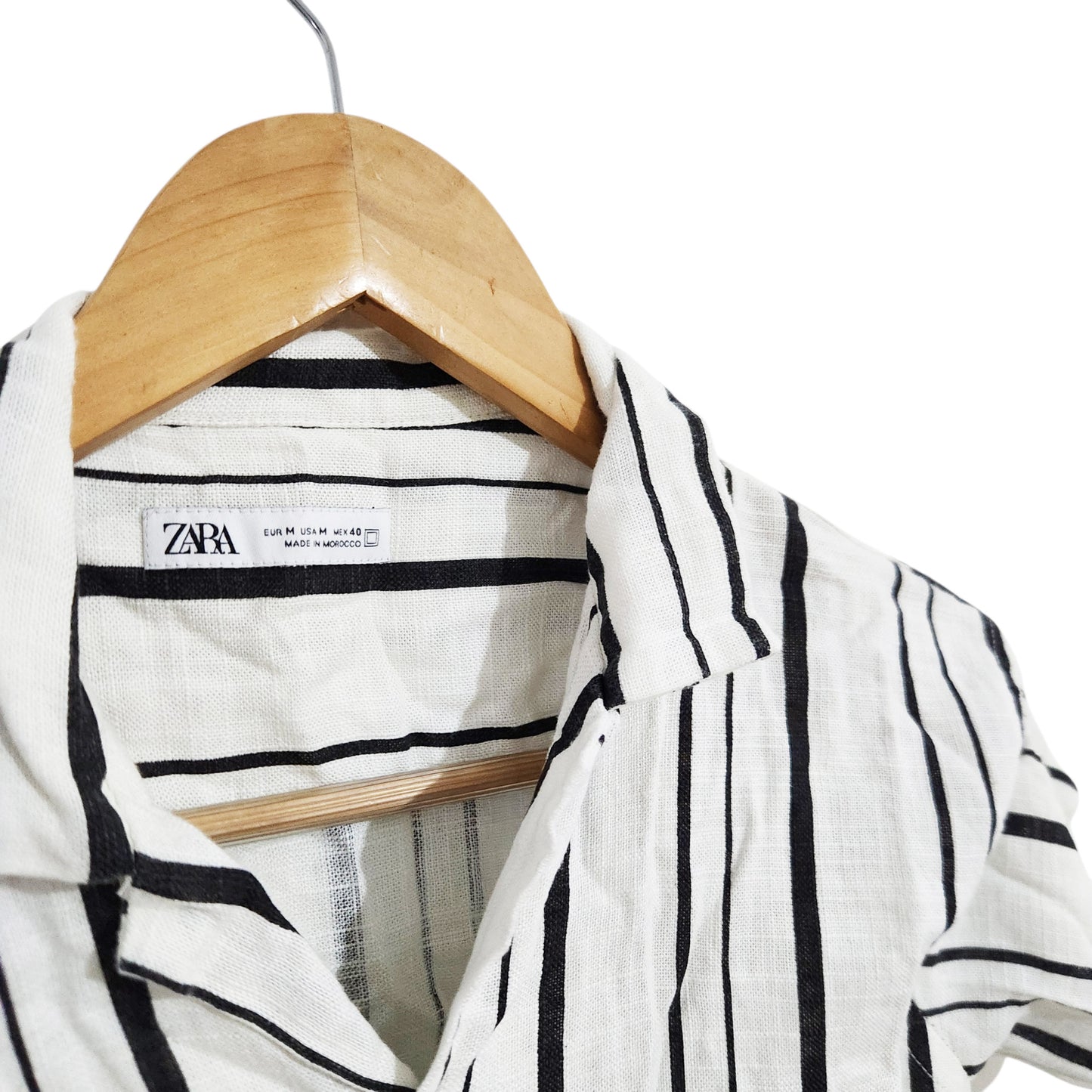 ZARA | חולצת פשתן מכופתרת לגבר | מידה M | לבן פסים שחורים