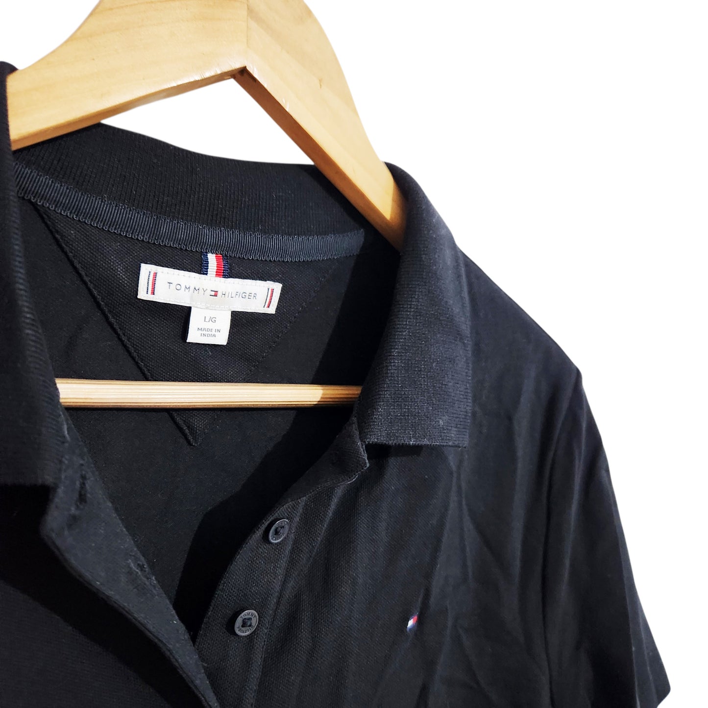 TOMMY HILFIGER | חולצת פולו לנשים | מידה L | שחור