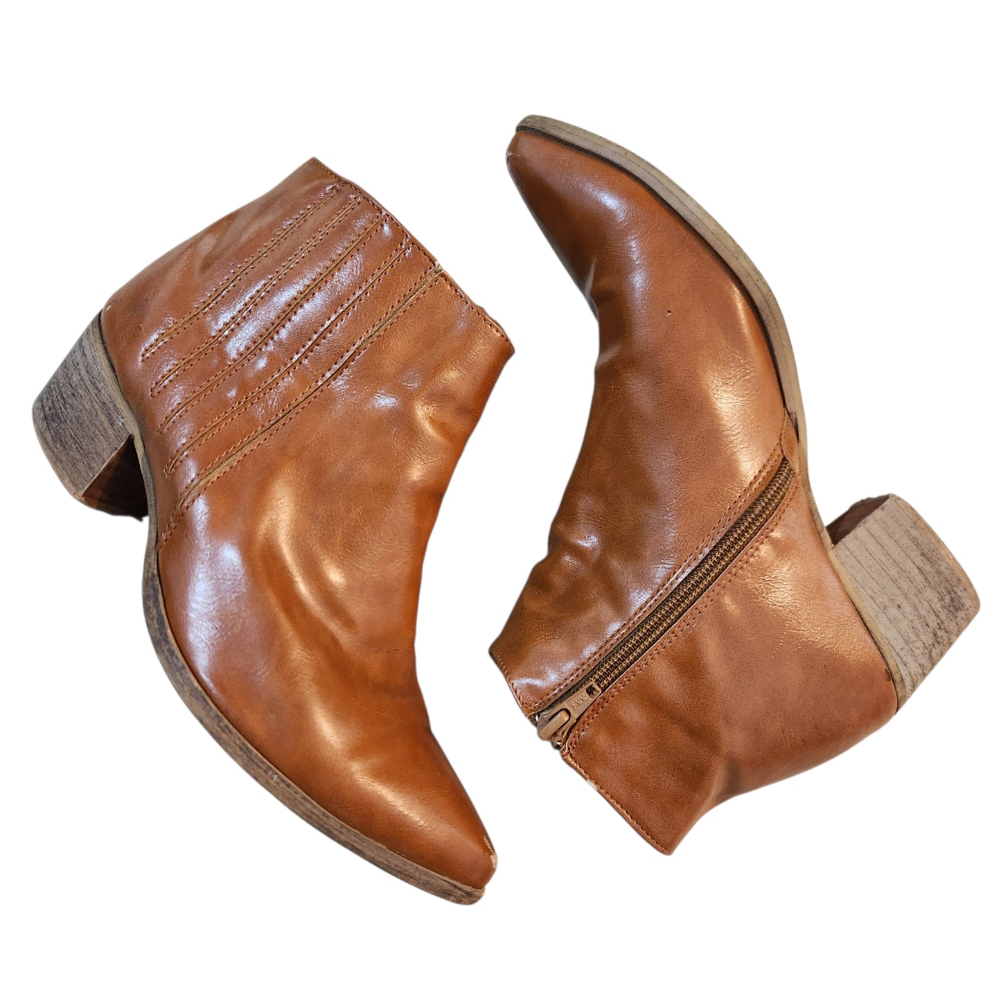 CAMDEN & SHOES | מגפוני עור לנשים מידה 38 | קאמל