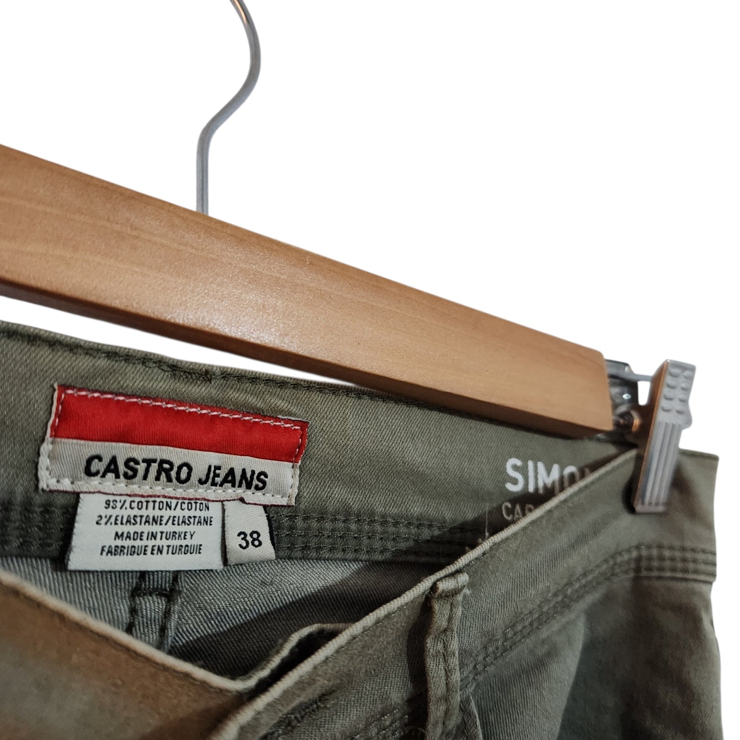 CASTRO JEANS | מכנסי קרופ קארוט לאישה מידה 38 | SIMON Carrot Fit | ירוק זית